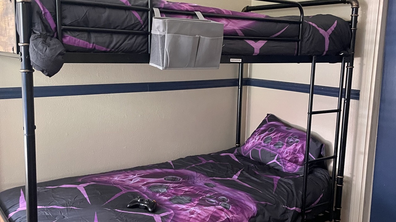 Photo of Bedroom in Flint