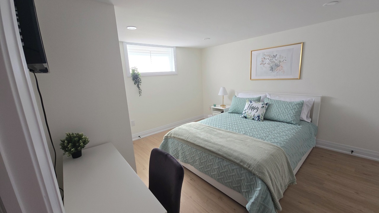 Photo of Bedroom in Aldershot