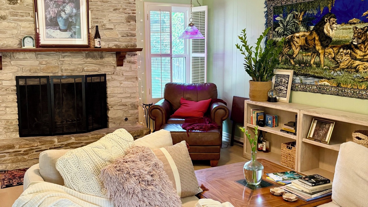 Photo of Livingroom in Austin