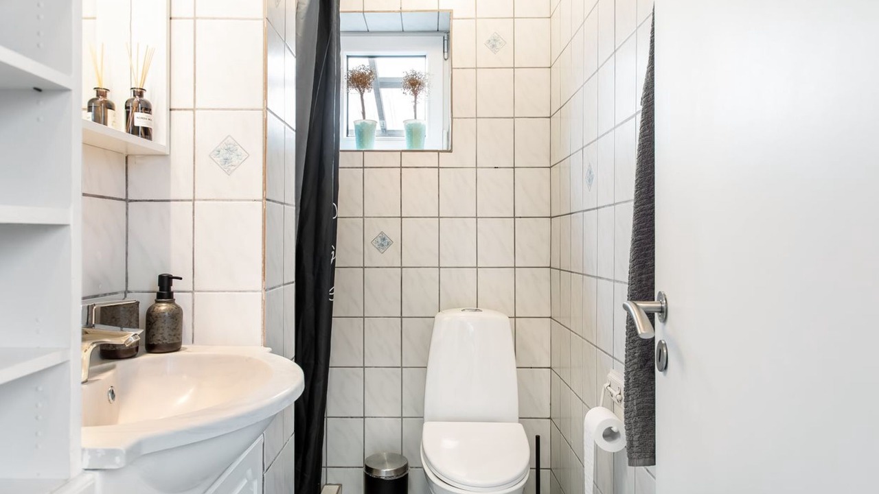Photo of Bathroom in Hou