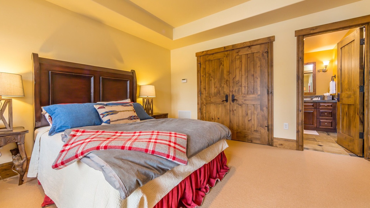 Photo of Bedroom in Spanish Peaks