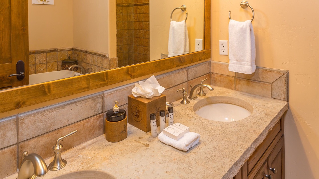 Photo of Bathroom in Spanish Peaks