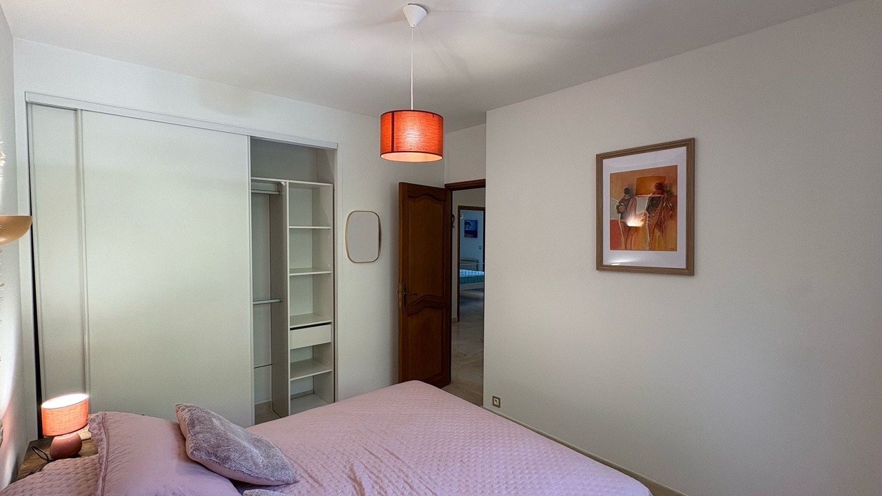 Photo of Bedroom in Saze