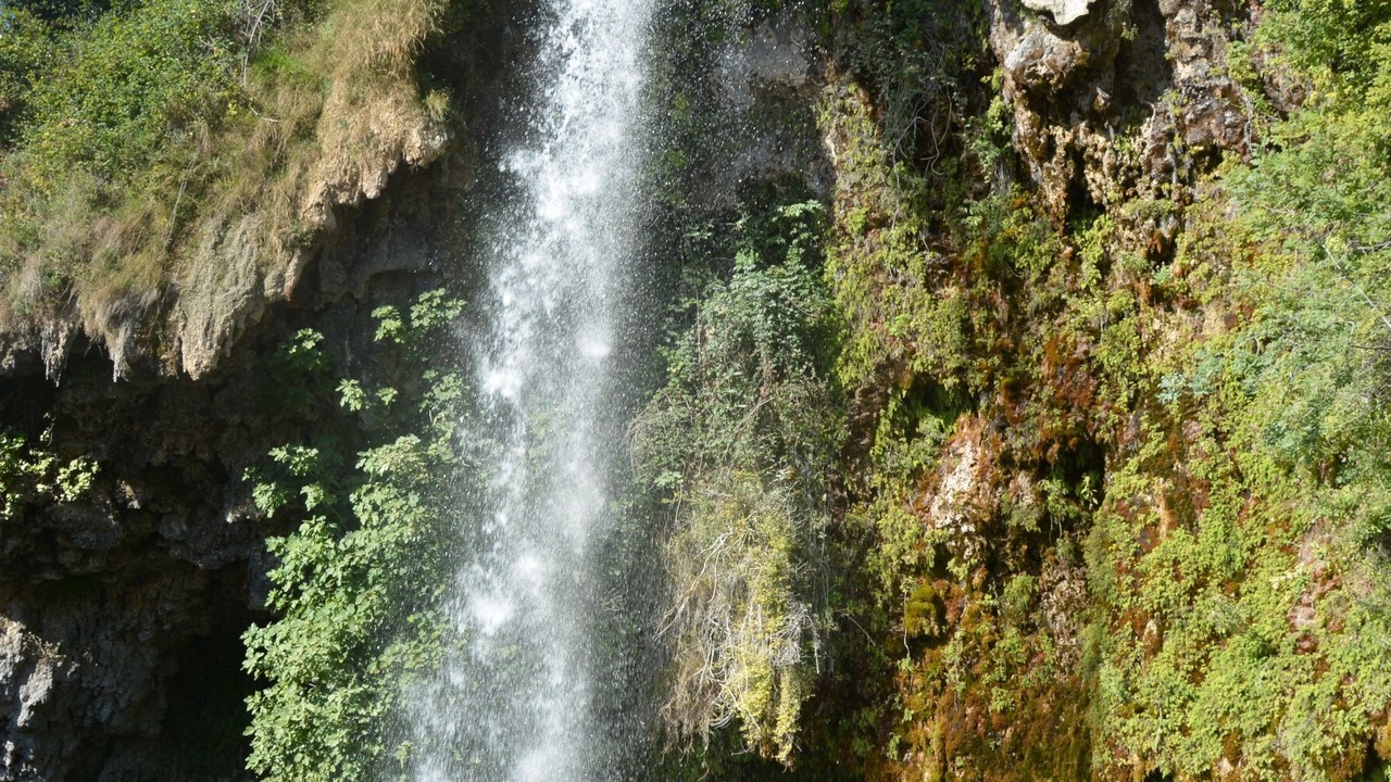 Photo of Others in Valady