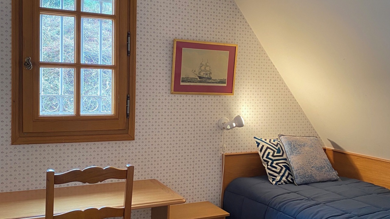 Photo of Bedroom in Flee