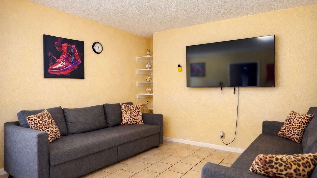 Photo of Livingroom in Highland Garden