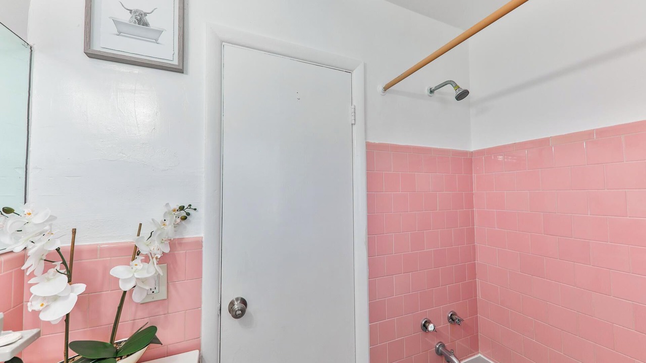 Photo of Bathroom in Highland Garden