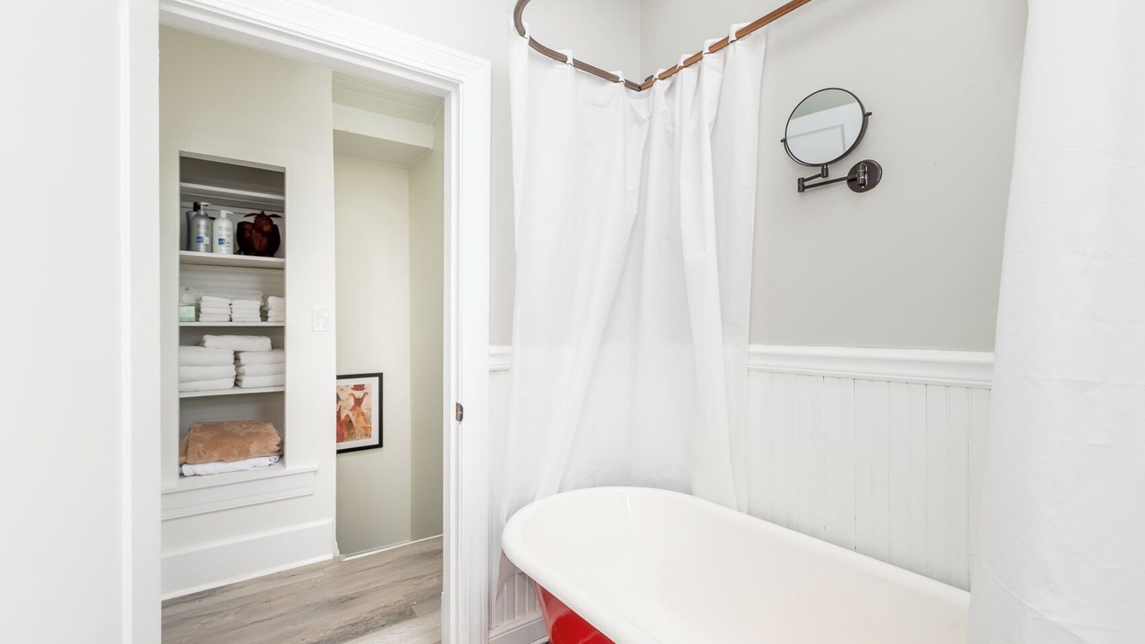 Photo of Bathroom in Butchertown