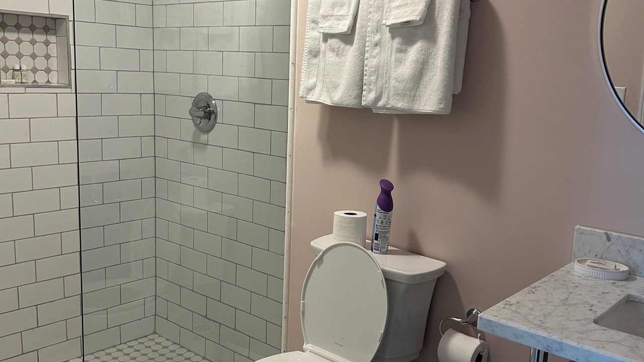 Photo of Bathroom in Jeanerette