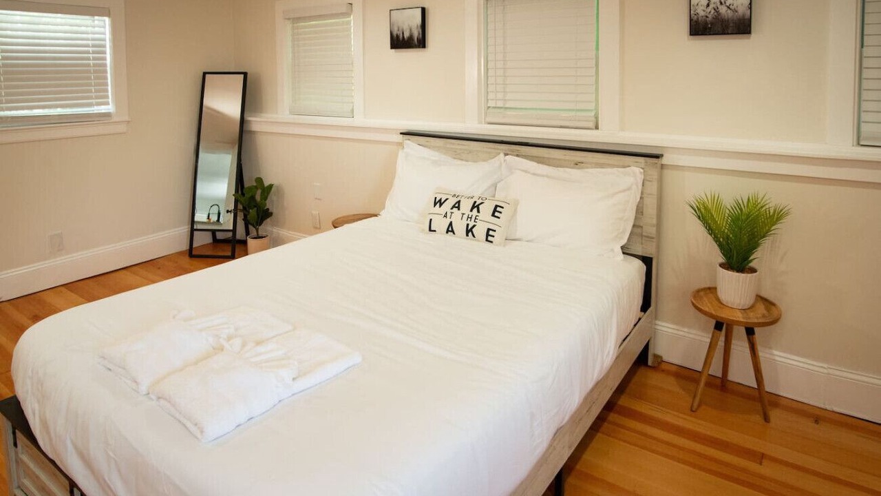 Photo of Bedroom in Billerica