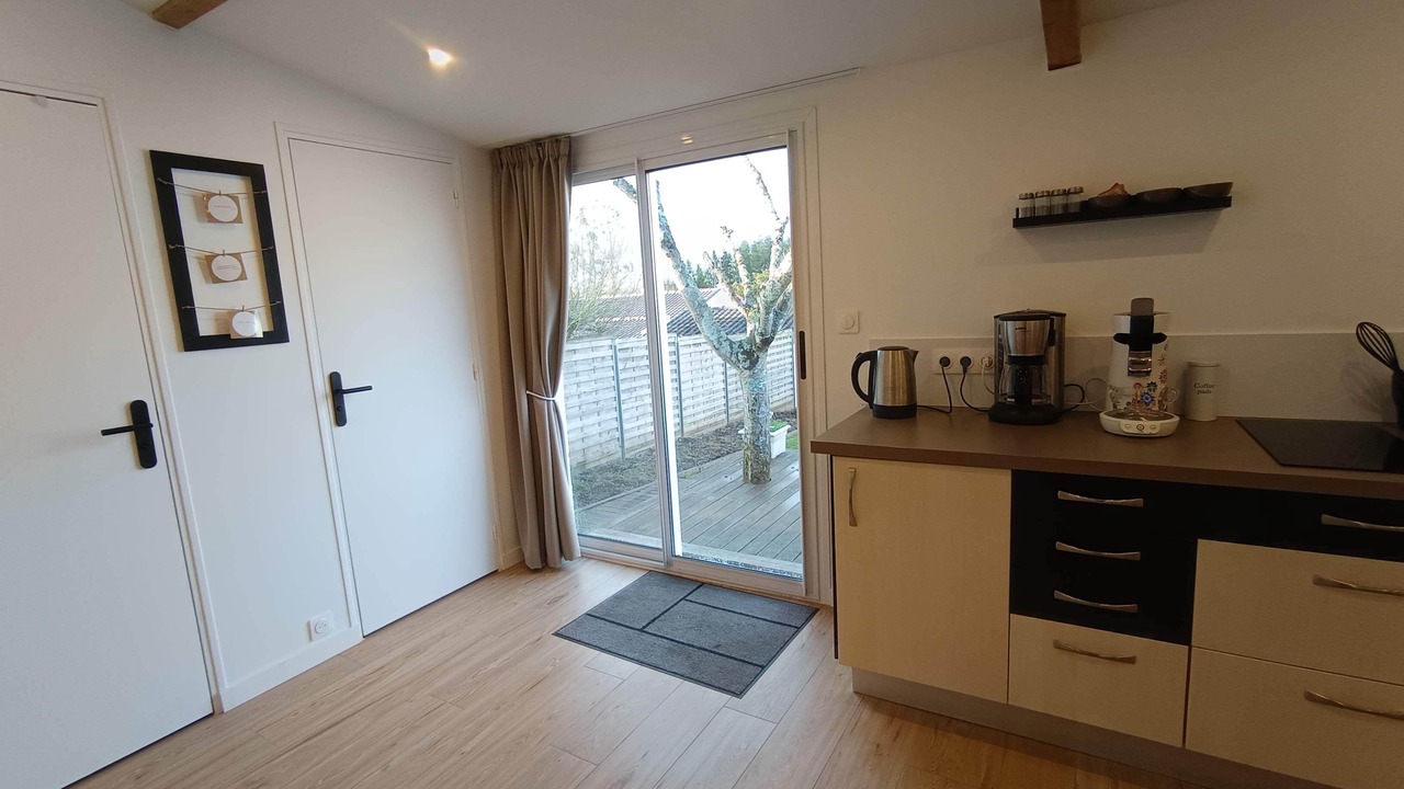 Photo of Others in Port-Saint-Pere