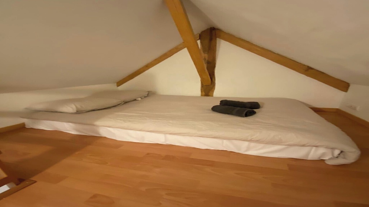 Photo of Others in Teille