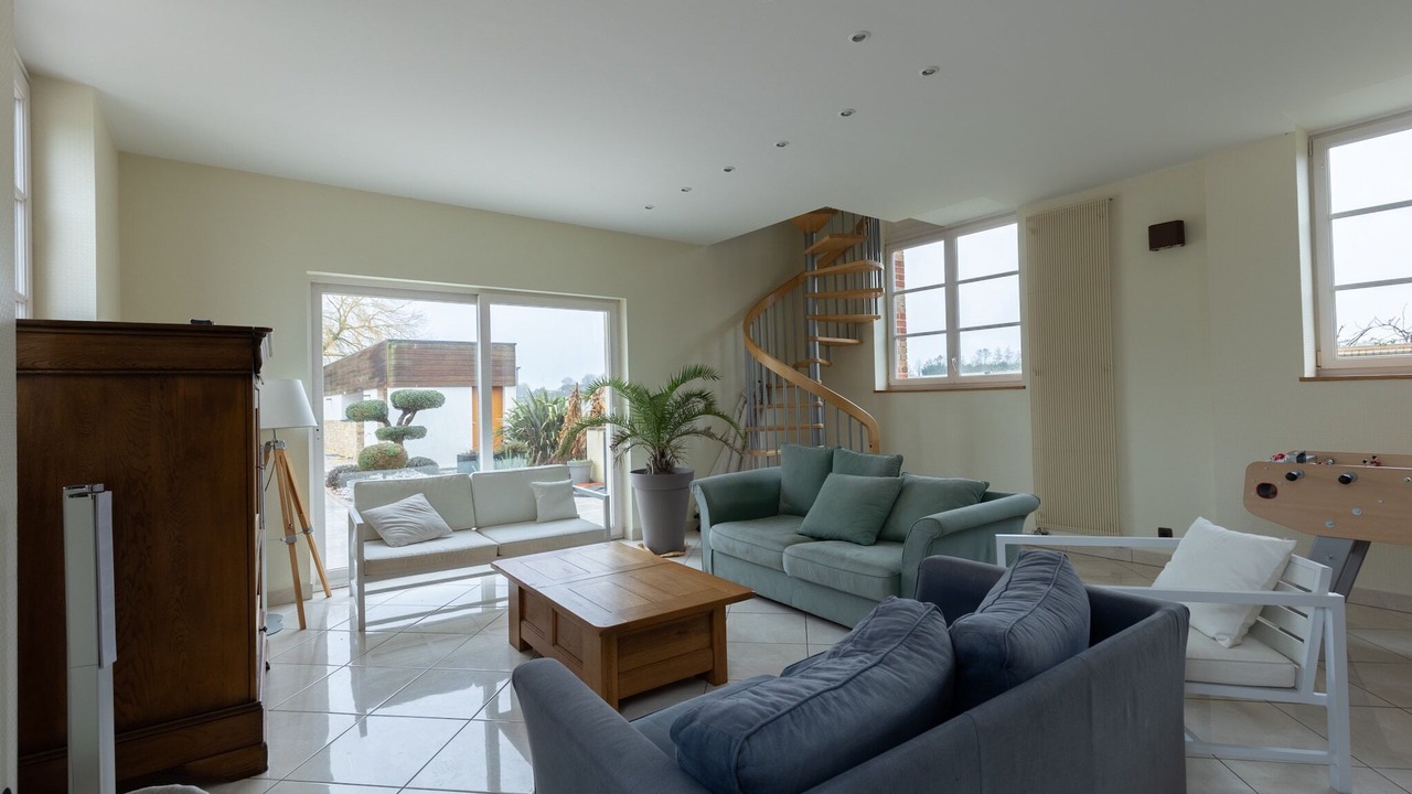 Photo of Livingroom in Teille