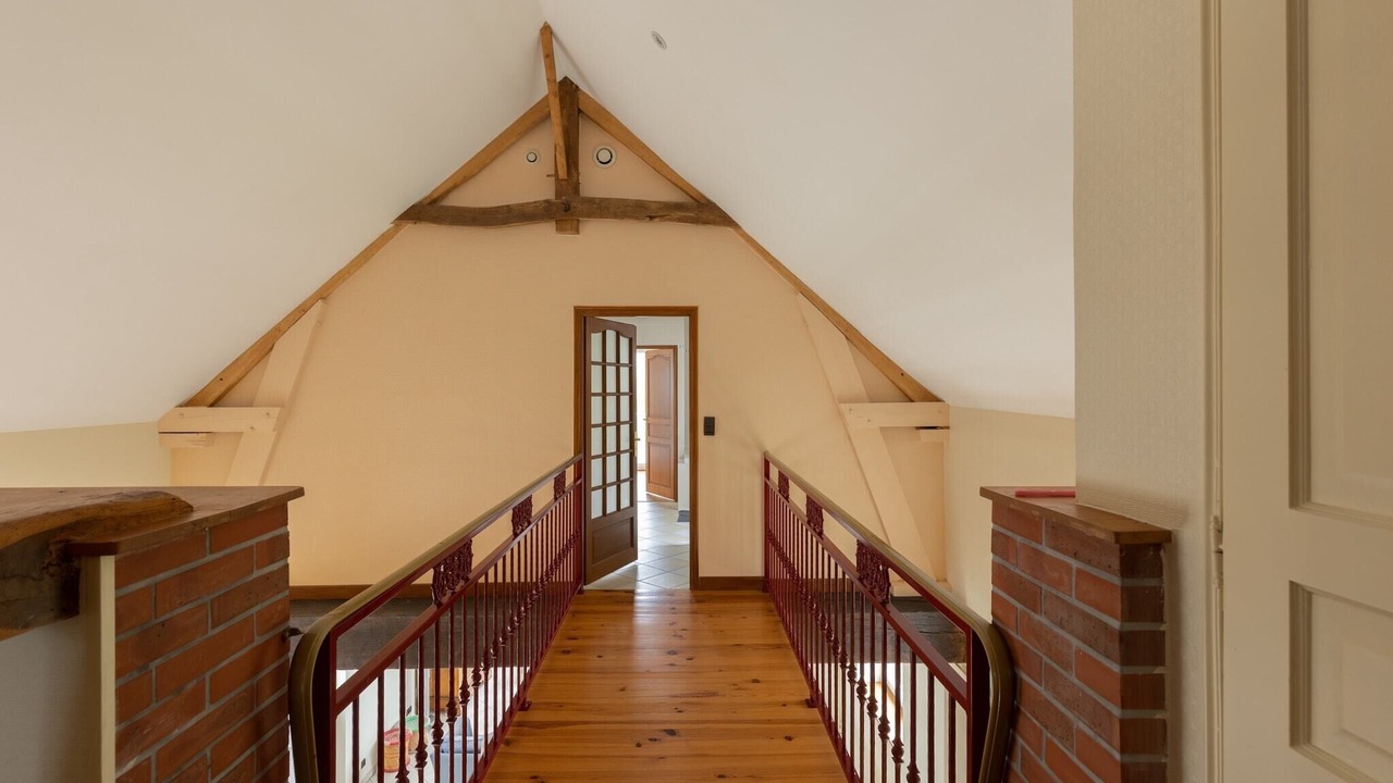 Photo of Others in Teille