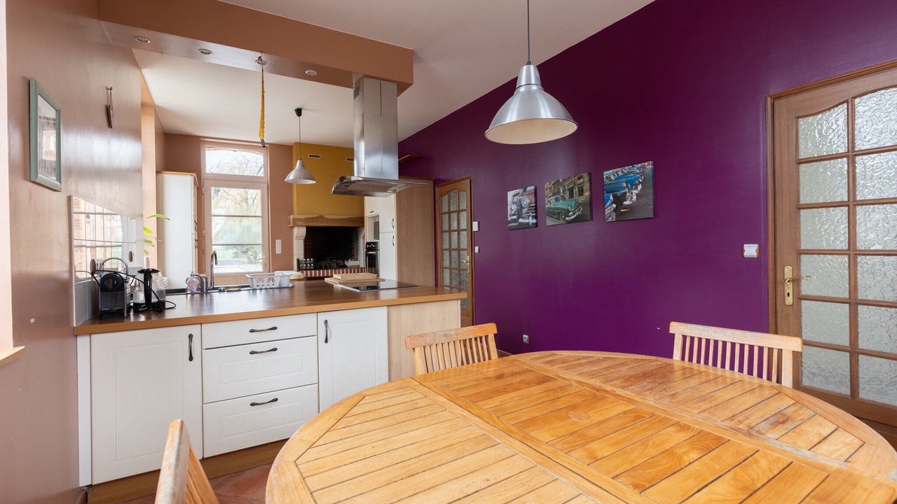 Photo of Others in Teille