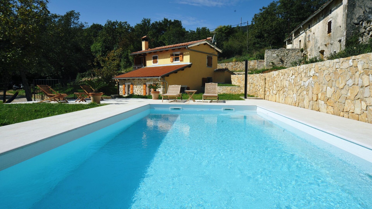 Photo of Outdoor in Sucici