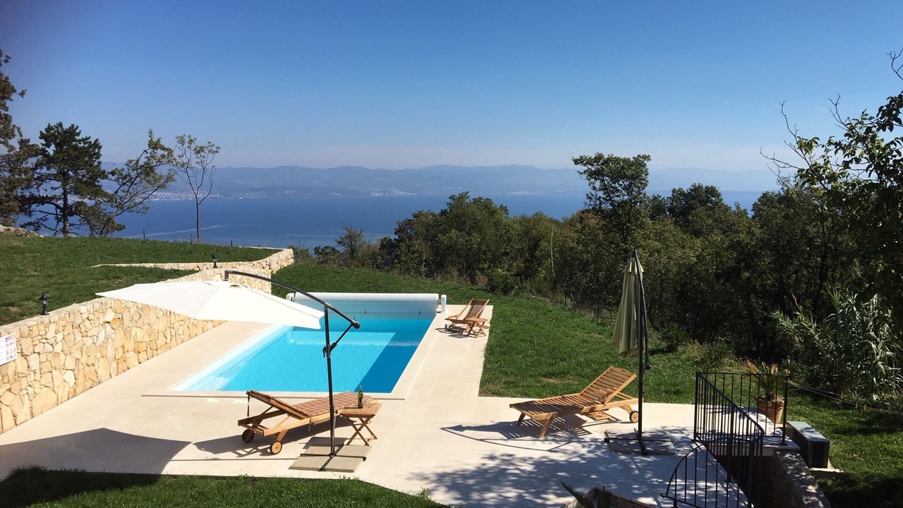 Photo of Outdoor in Sucici