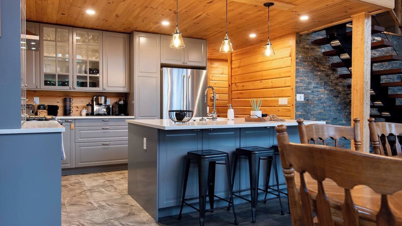 Photo of Kitchen in Colpoys Bay