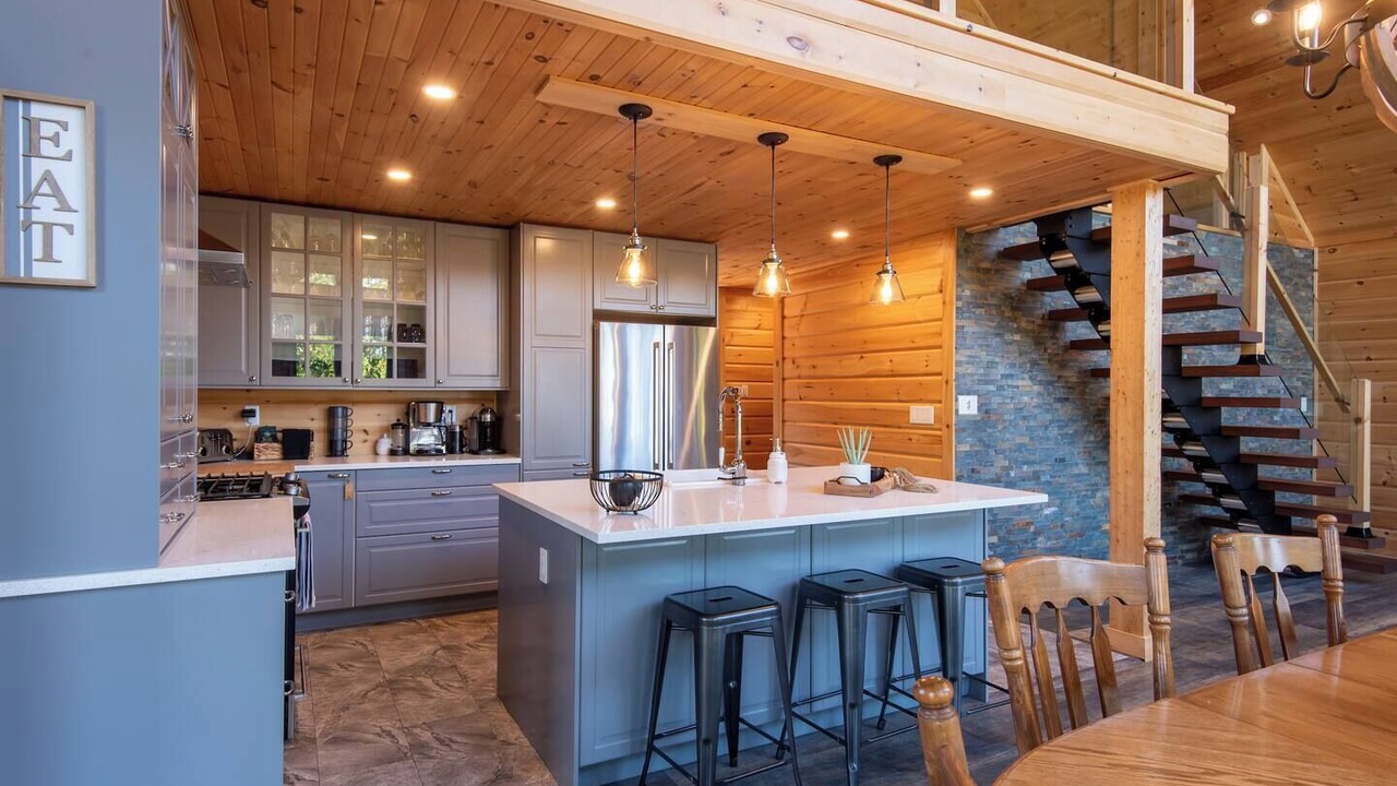 Photo of Kitchen in Colpoys Bay
