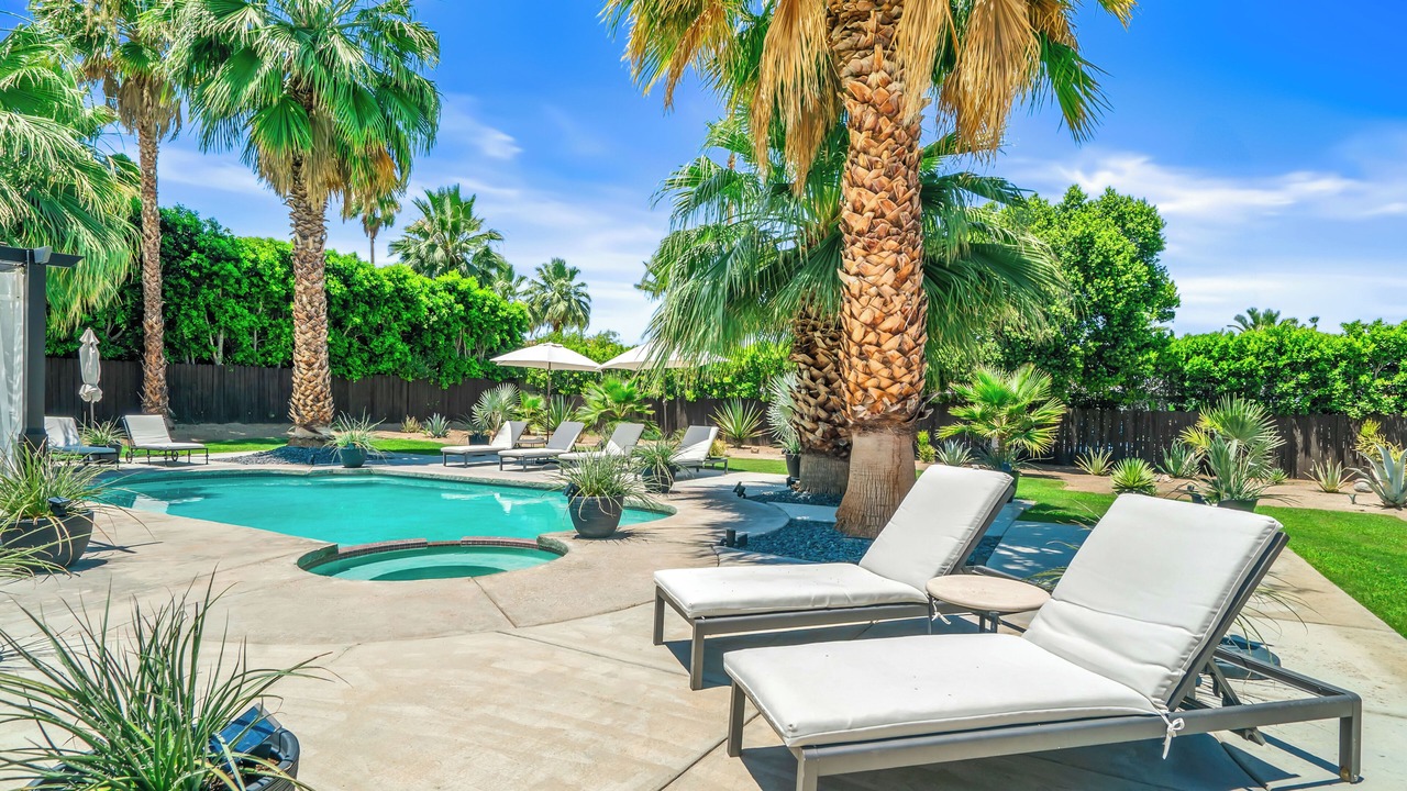 Photo of Outdoor in Magnesia Falls Cove