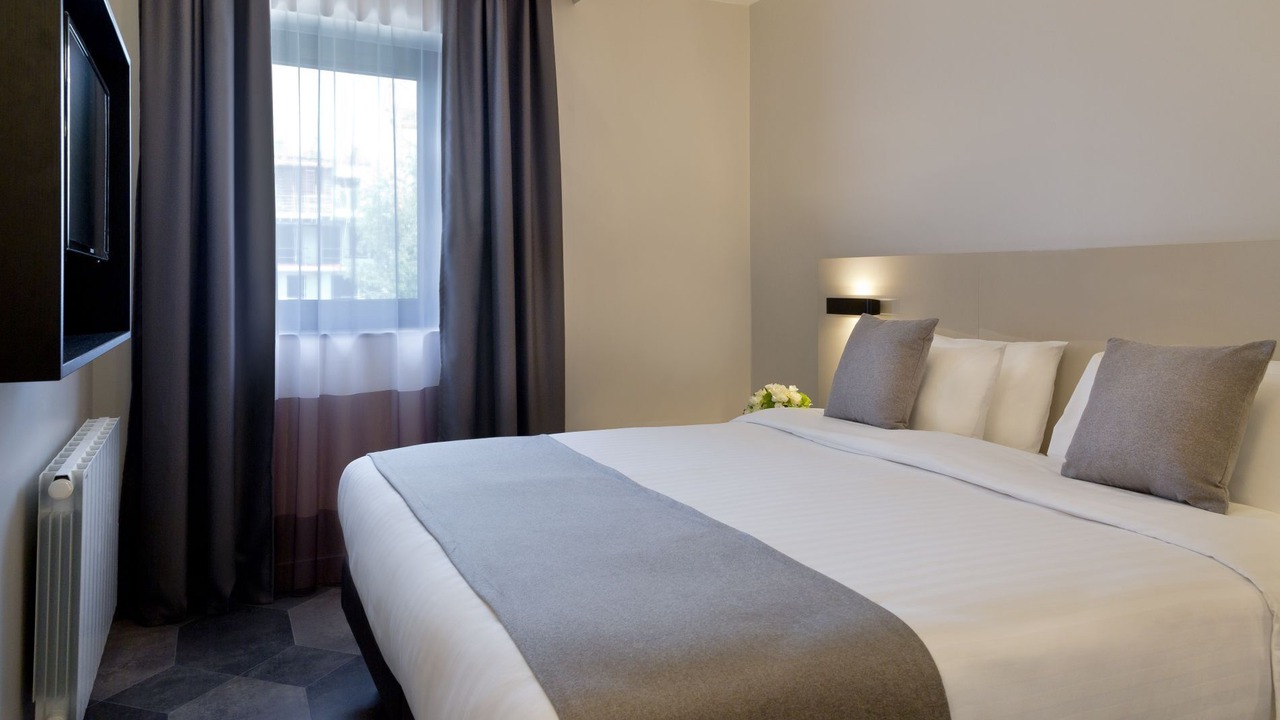 Photo of Bedroom in Porte-Dauphine