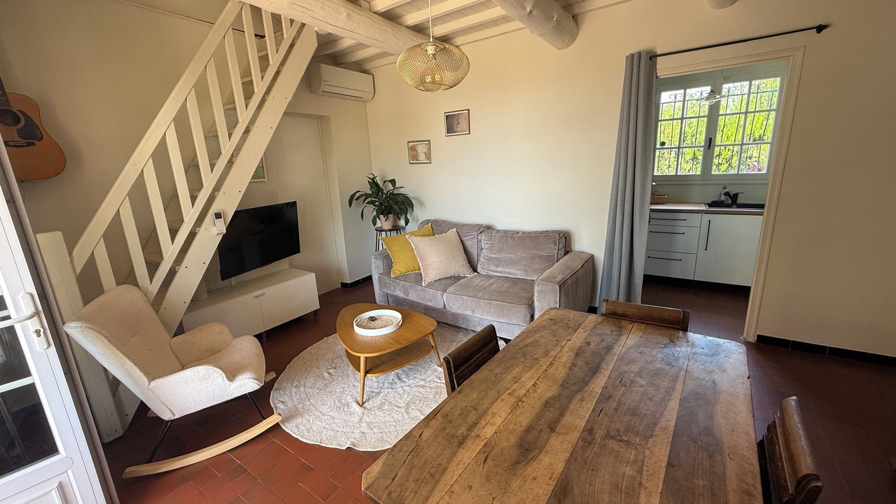 Photo of Livingroom in Cucuron