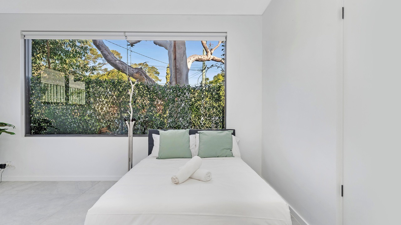 Photo of Bedroom in Peakhurst