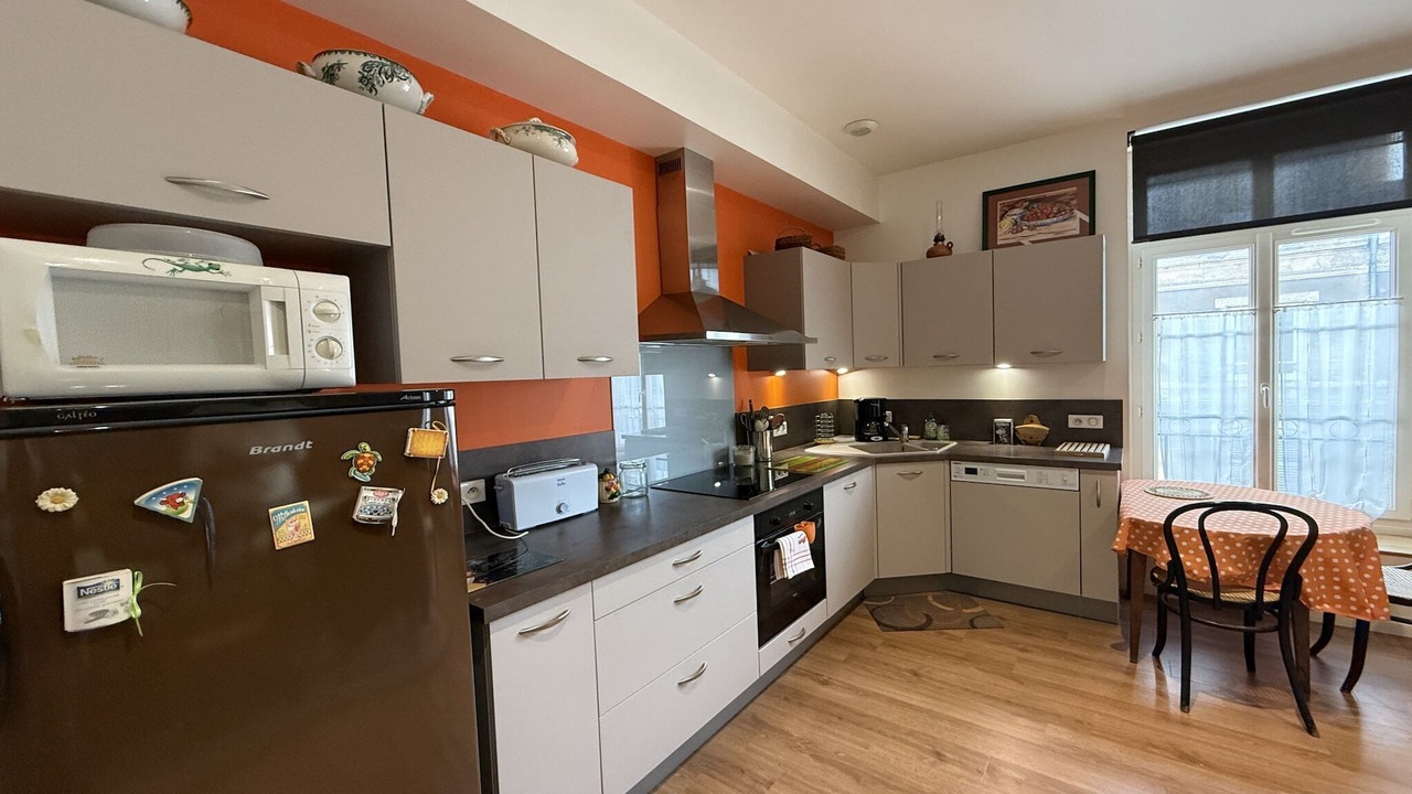 Photo of Others in Bollee