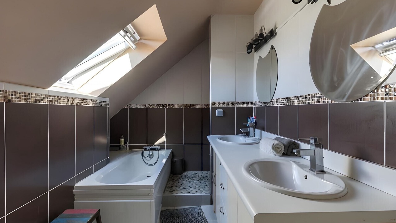 Photo of Bathroom in Le Mans