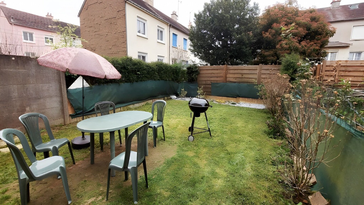Photo of Outdoor in Miroir - Batignolles