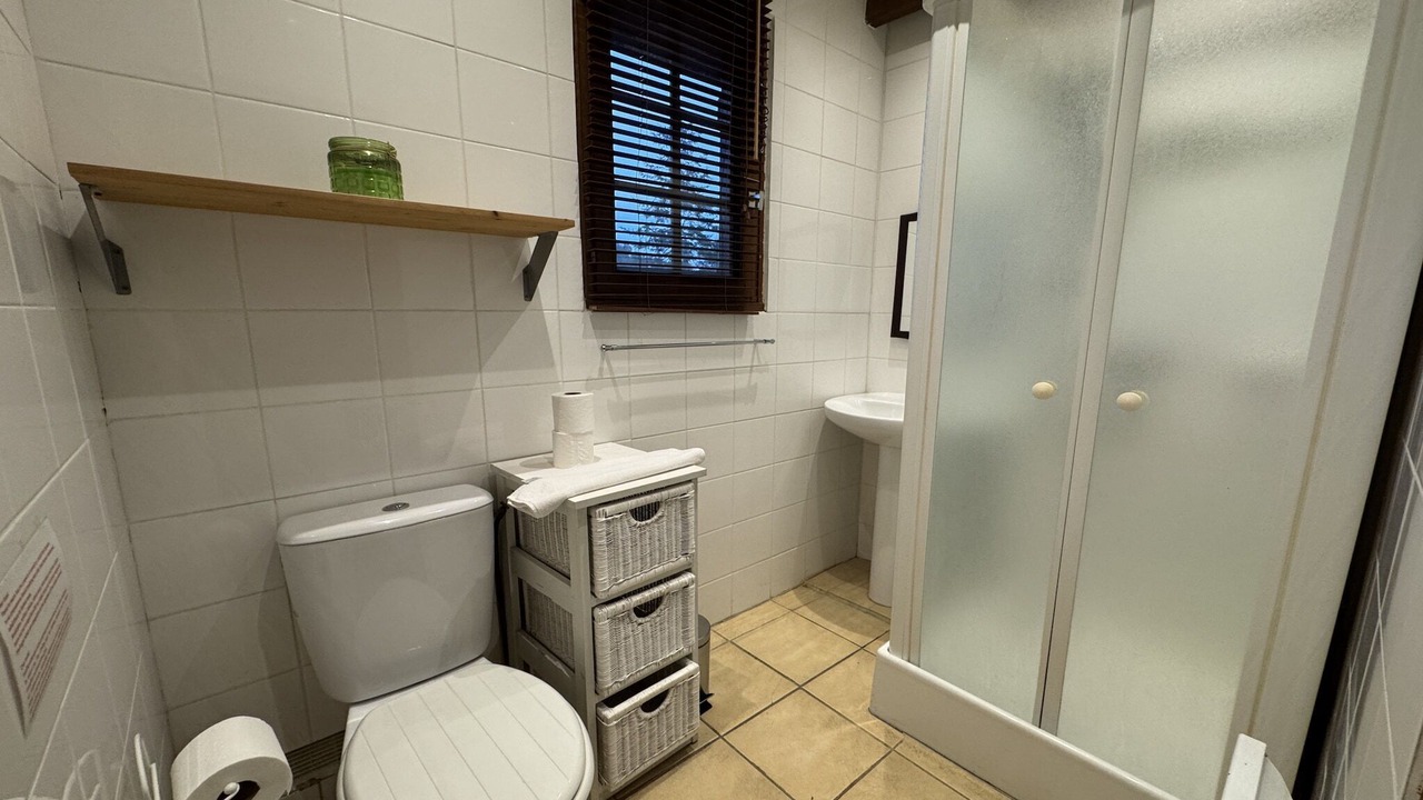 Photo of Bathroom in Aubigne-Racan