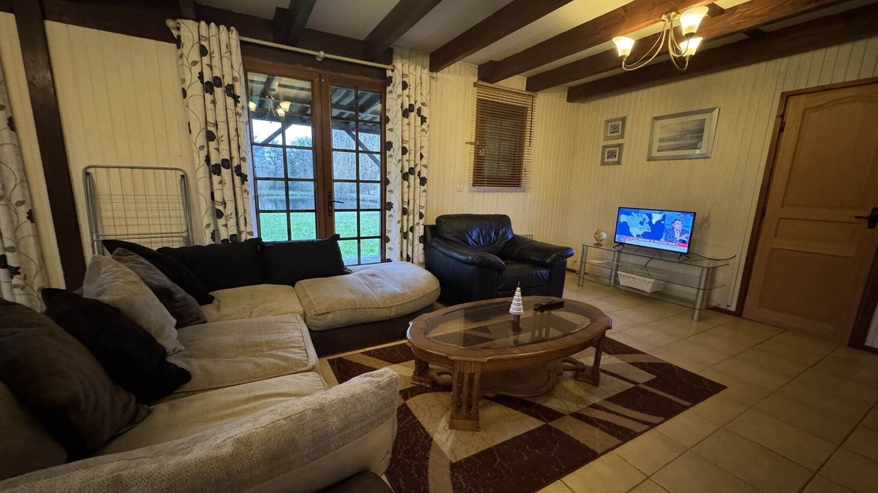 Photo of Livingroom in Aubigne-Racan