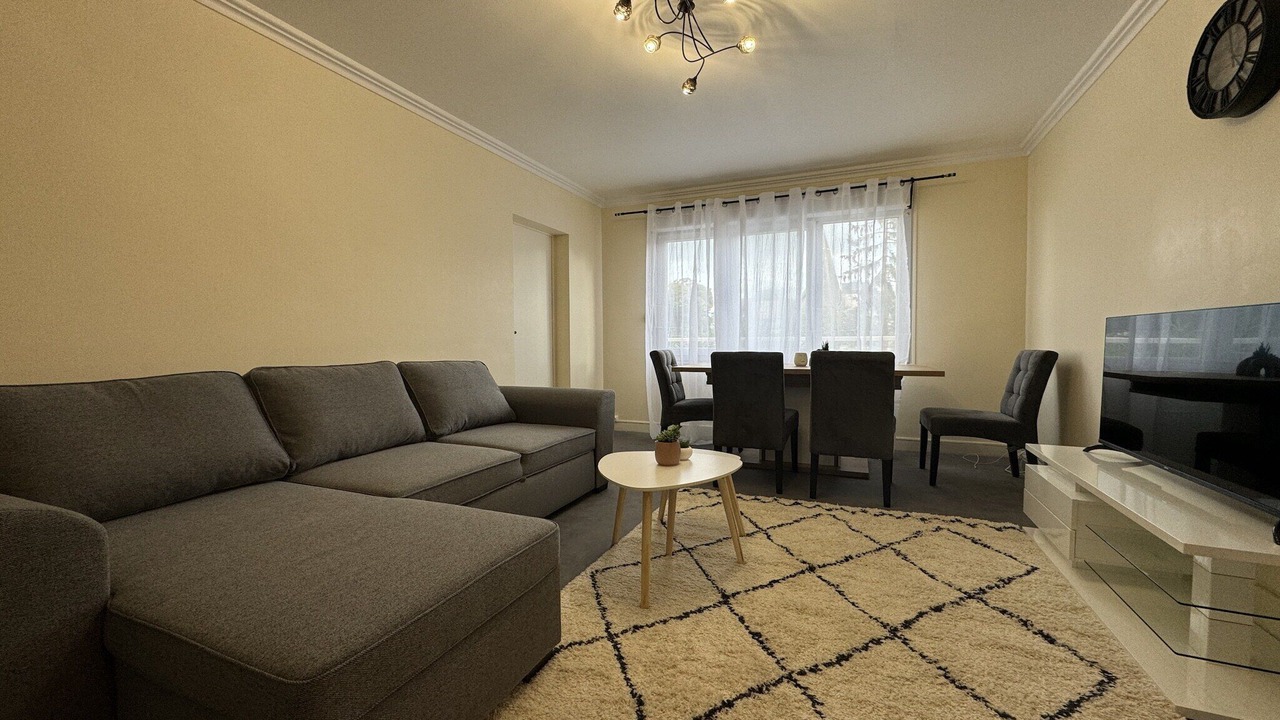 Photo of Livingroom in Pontlieue - Rocade