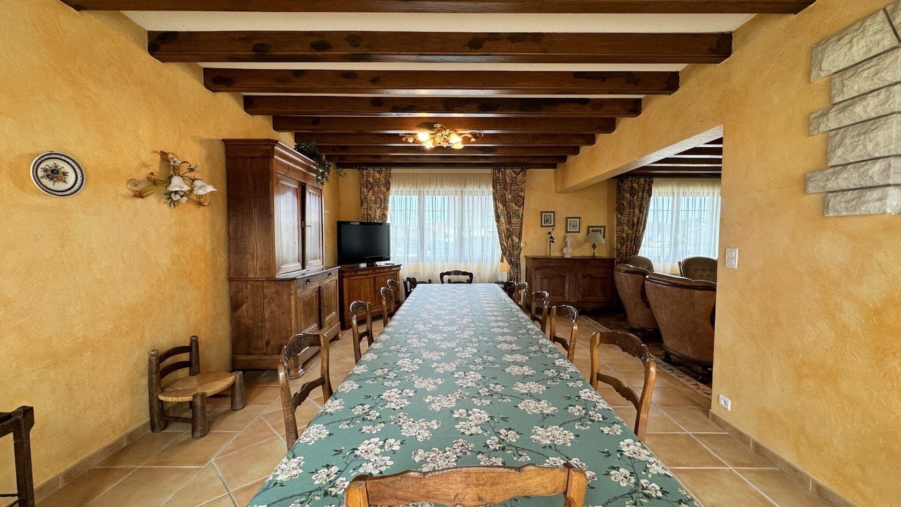 Photo of Livingroom in Change