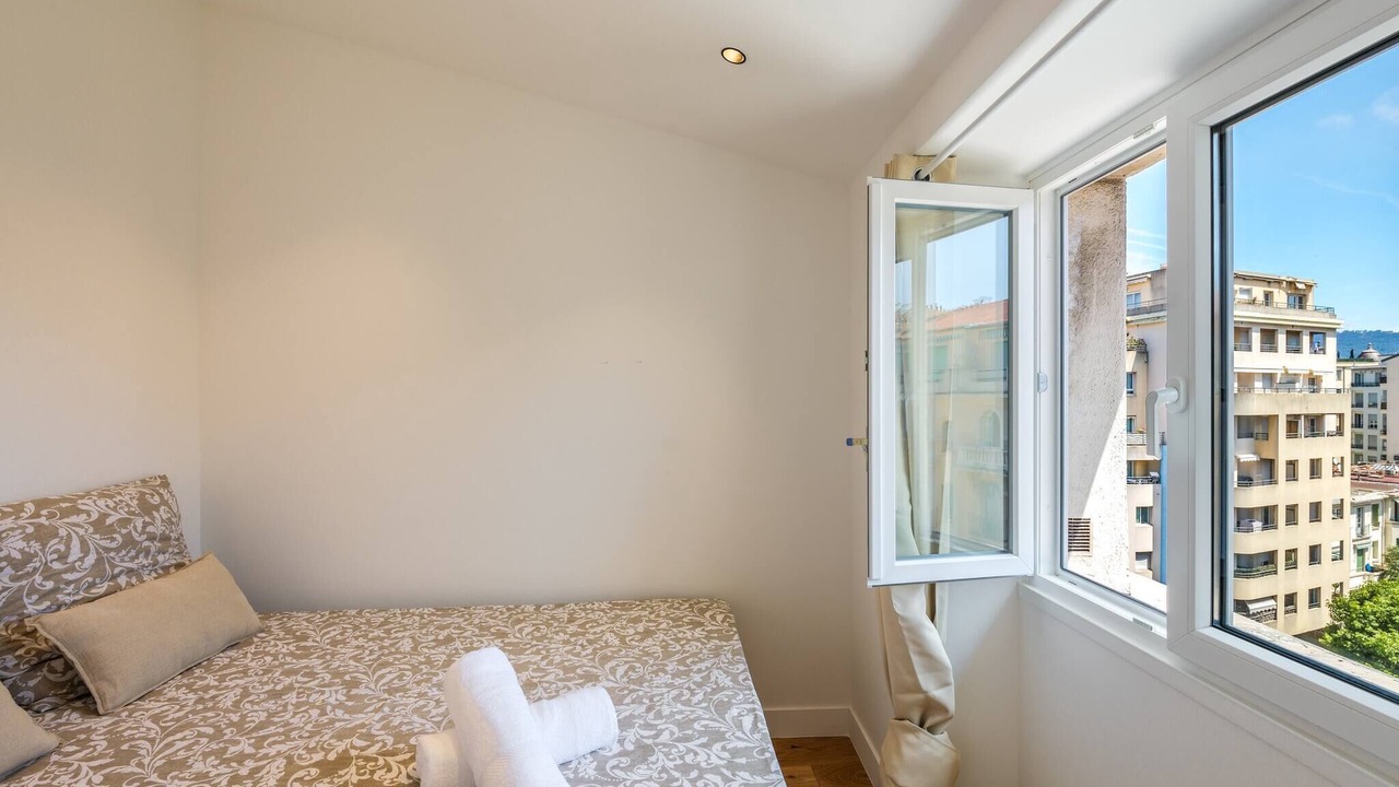 Photo of Bedroom in Gambetta