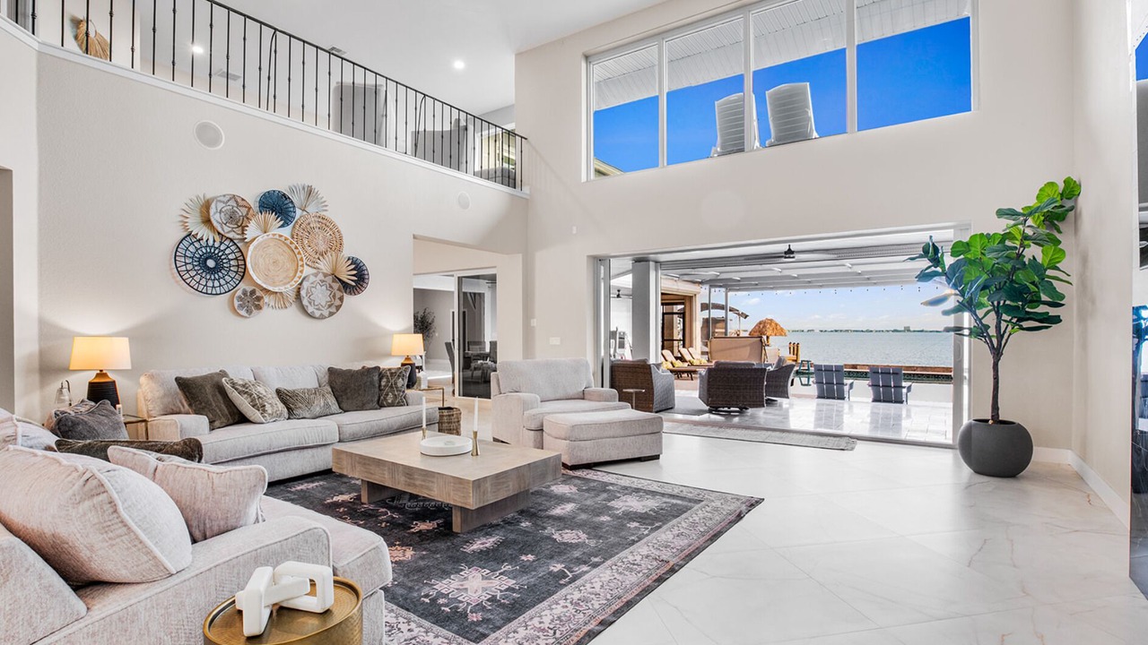 Photo of Bedroom in Caloosahatchee