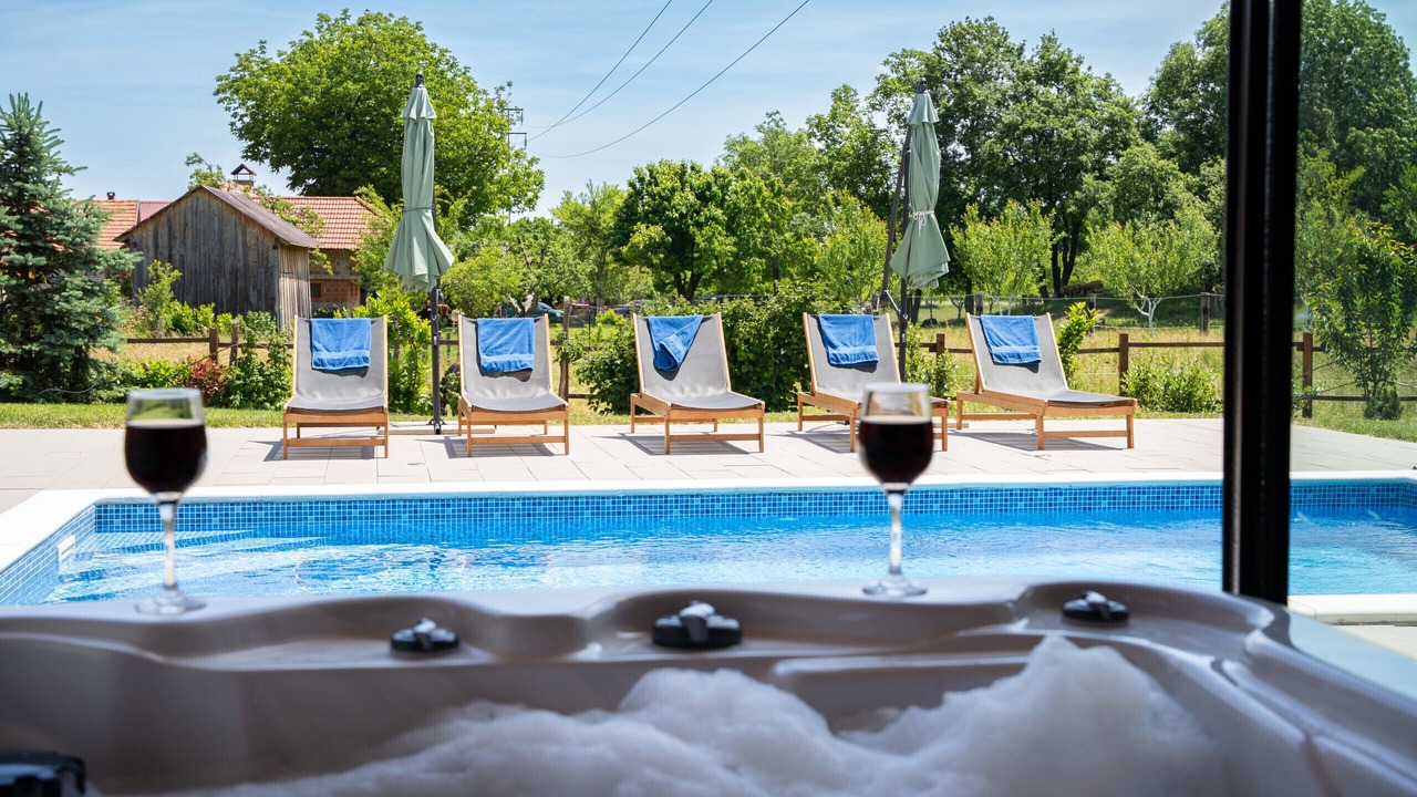 Photo of Outdoor in Brusane