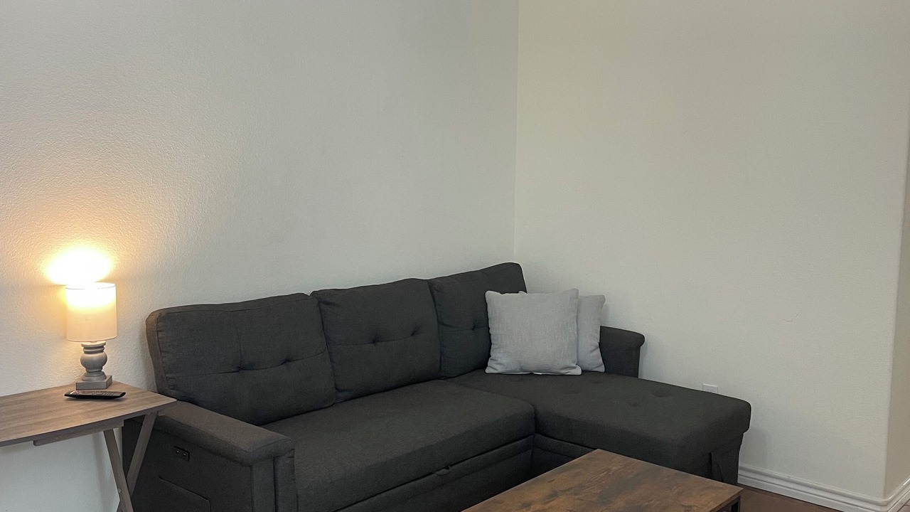 Photo of Livingroom in Lindale