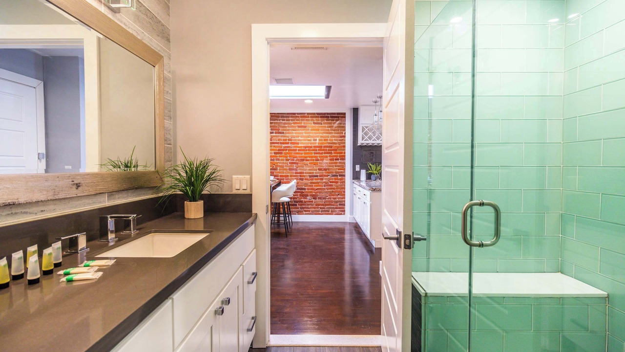Photo of Bathroom in Gaslamp Quarter
