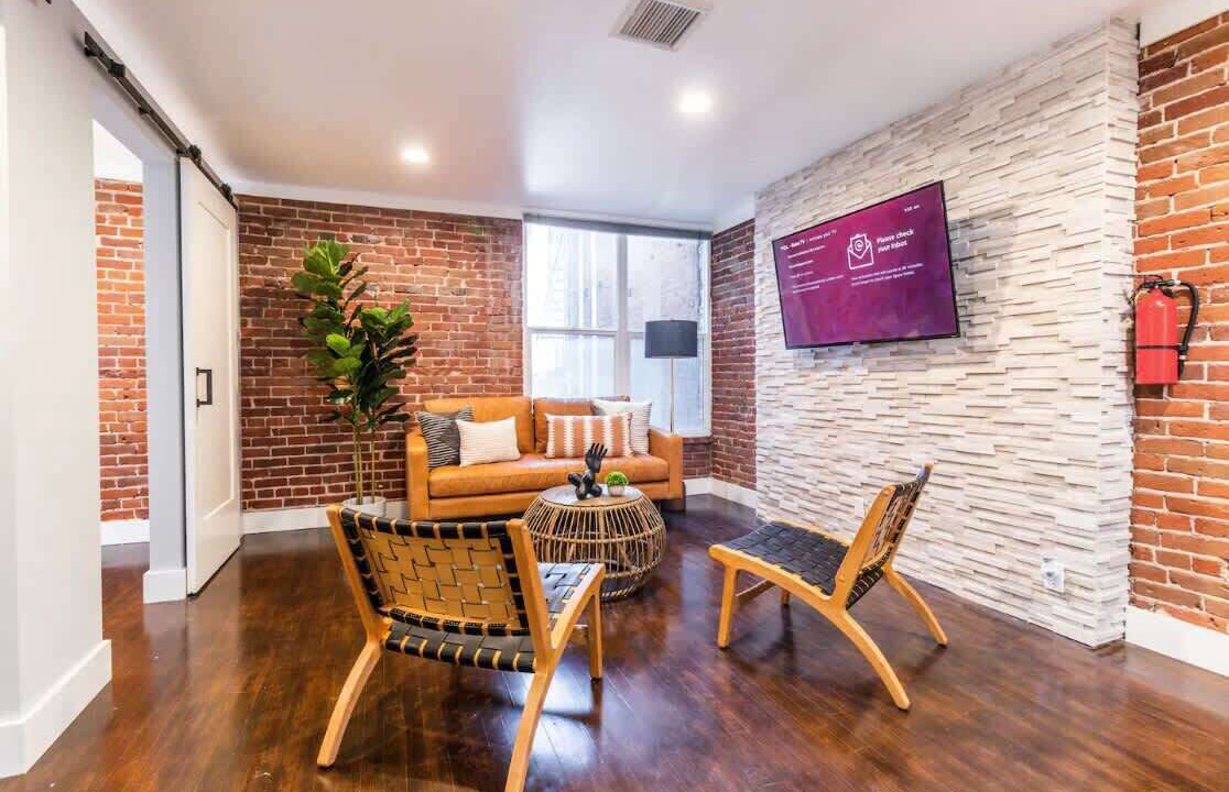 Photo of Livingroom in Gaslamp Quarter