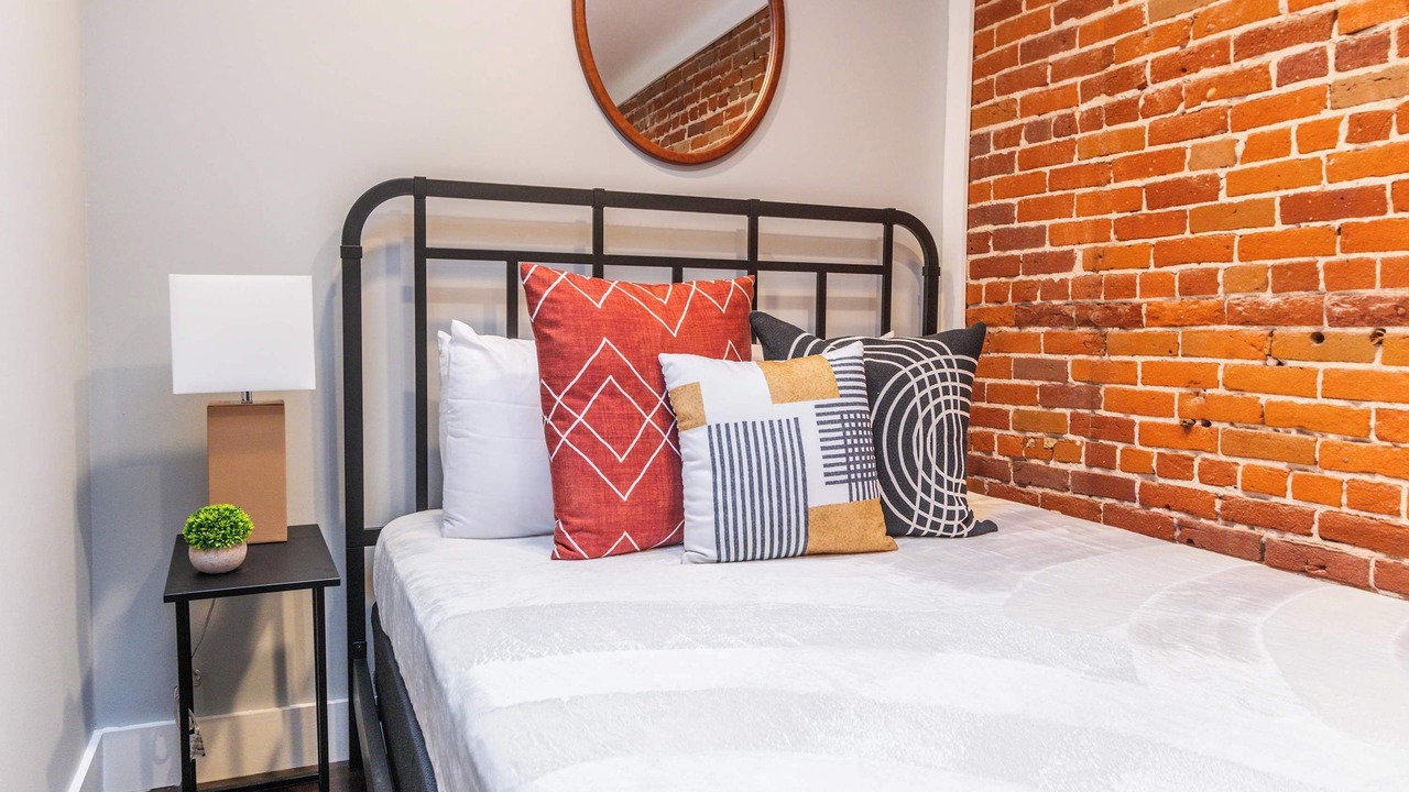 Photo of Bedroom in Gaslamp Quarter