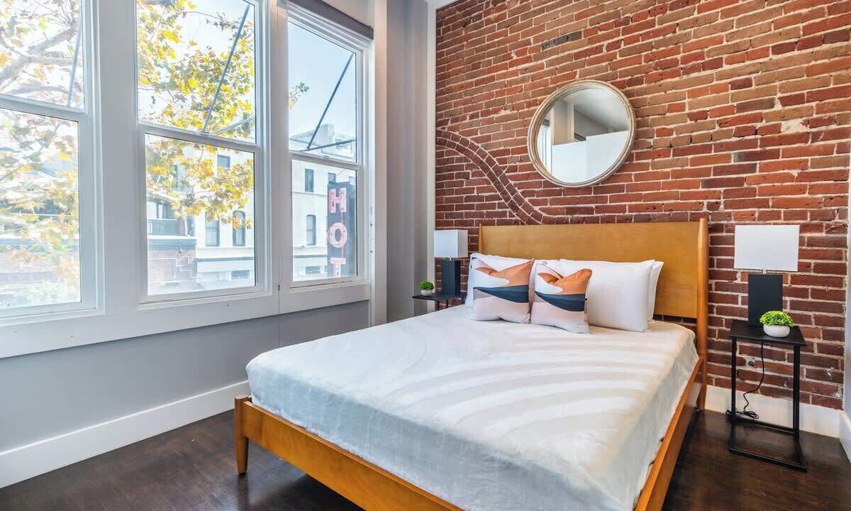 Photo of Bedroom in Gaslamp Quarter