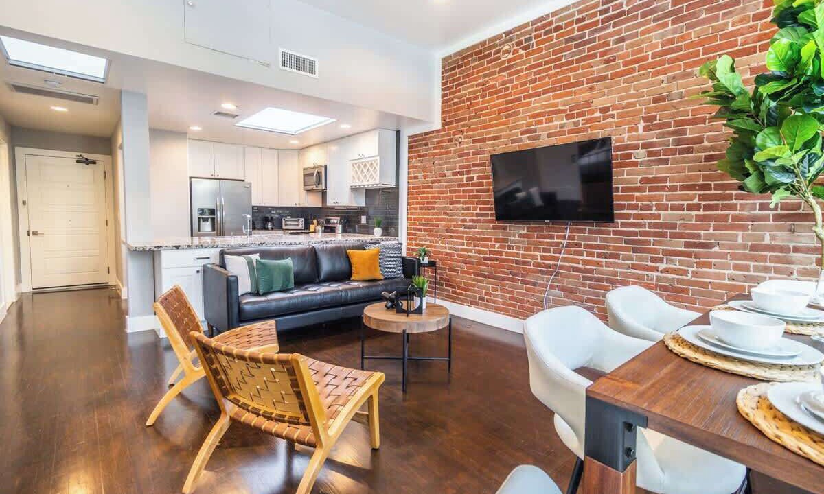 Photo of Livingroom in Gaslamp Quarter