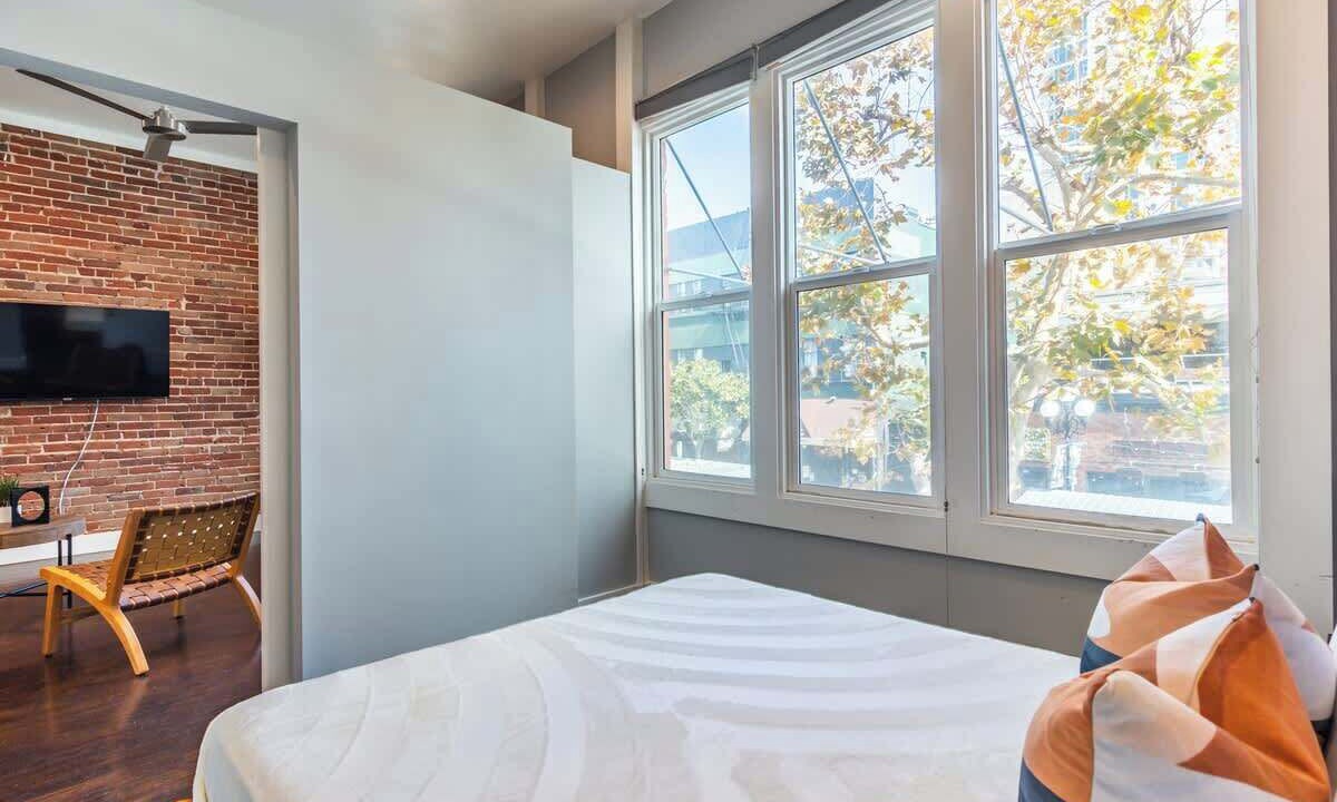 Photo of Bedroom in Gaslamp Quarter