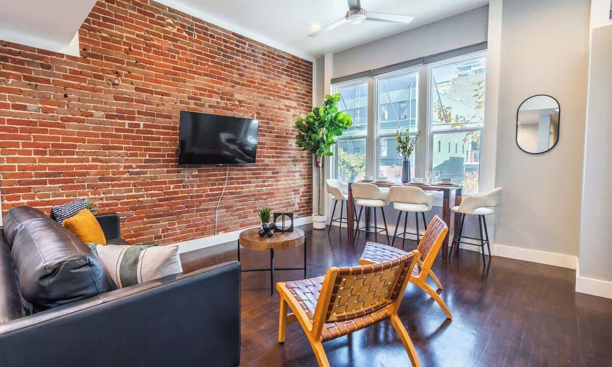 Photo of Livingroom in Gaslamp Quarter