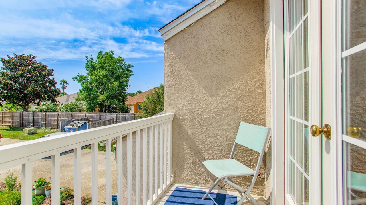 Photo of Patio Balcony in Ono Island