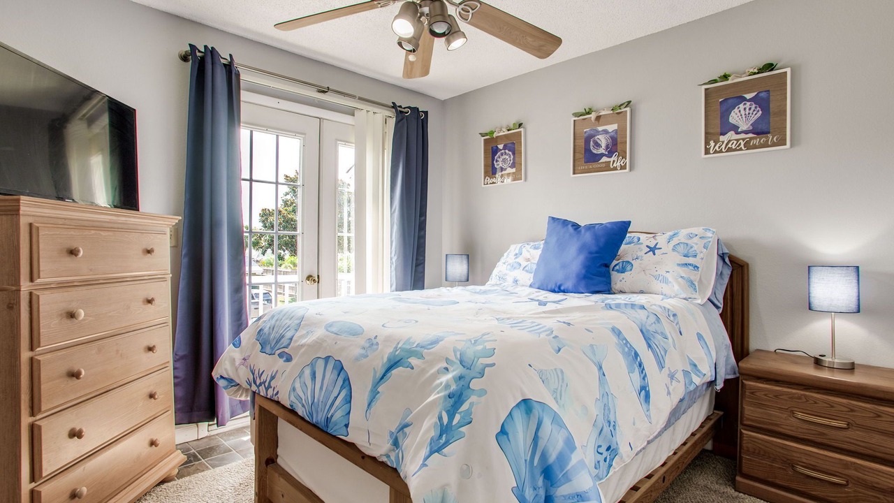 Photo of Bedroom in Ono Island