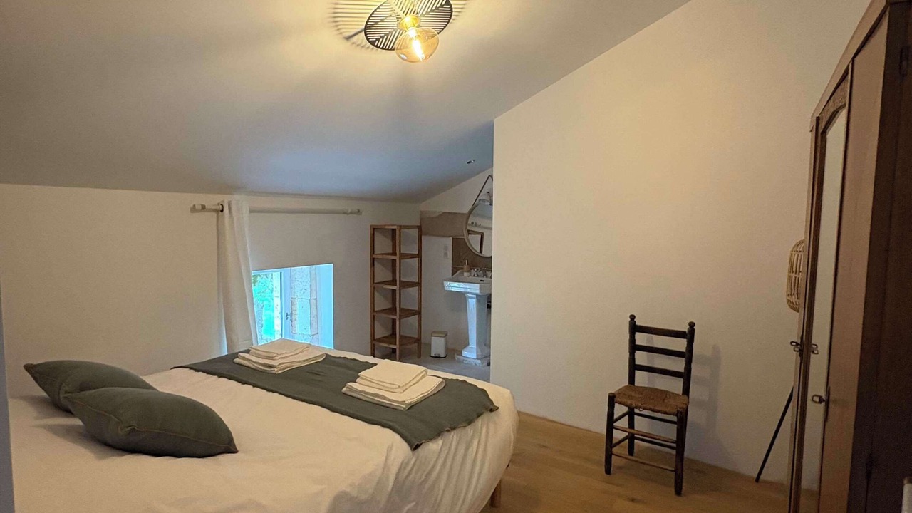 Photo of Bedroom in Bouteilles-Saint-Sebastien