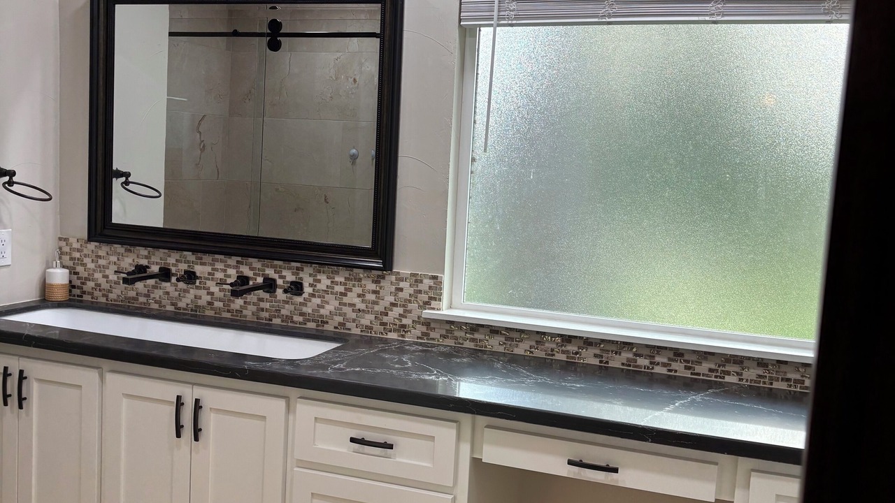Photo of Bathroom in Richwood