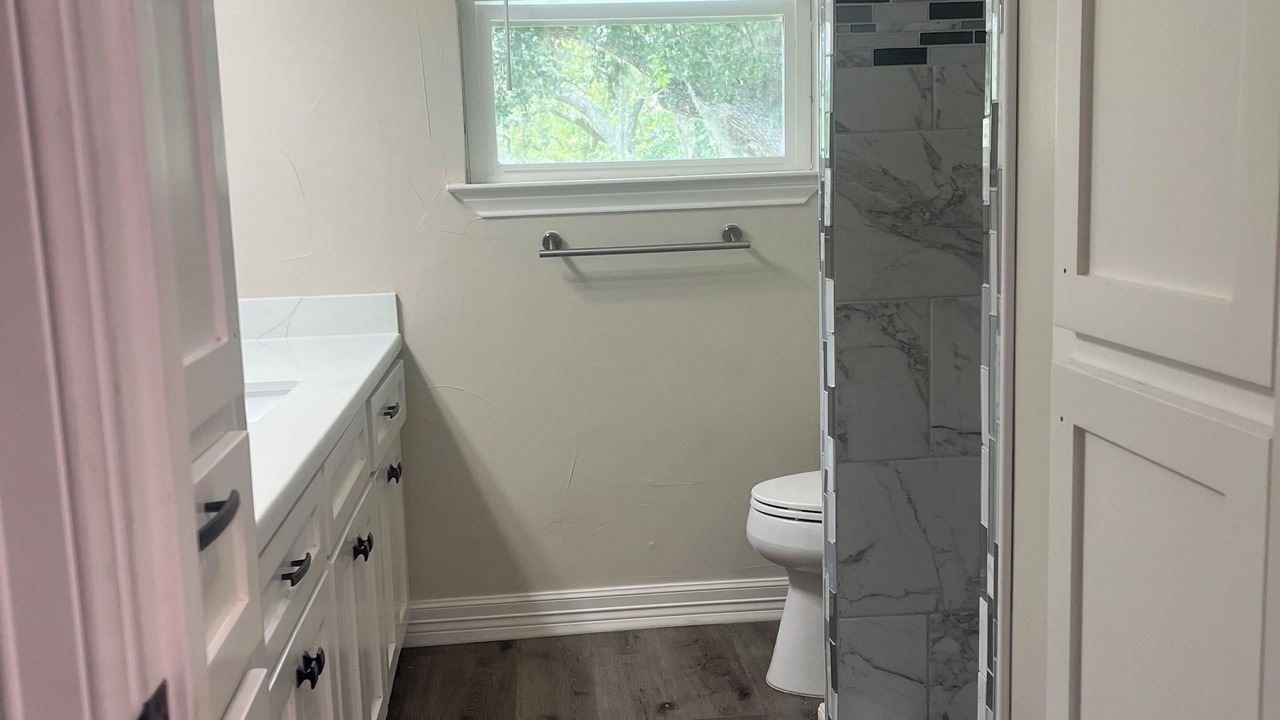 Photo of Bathroom in Richwood